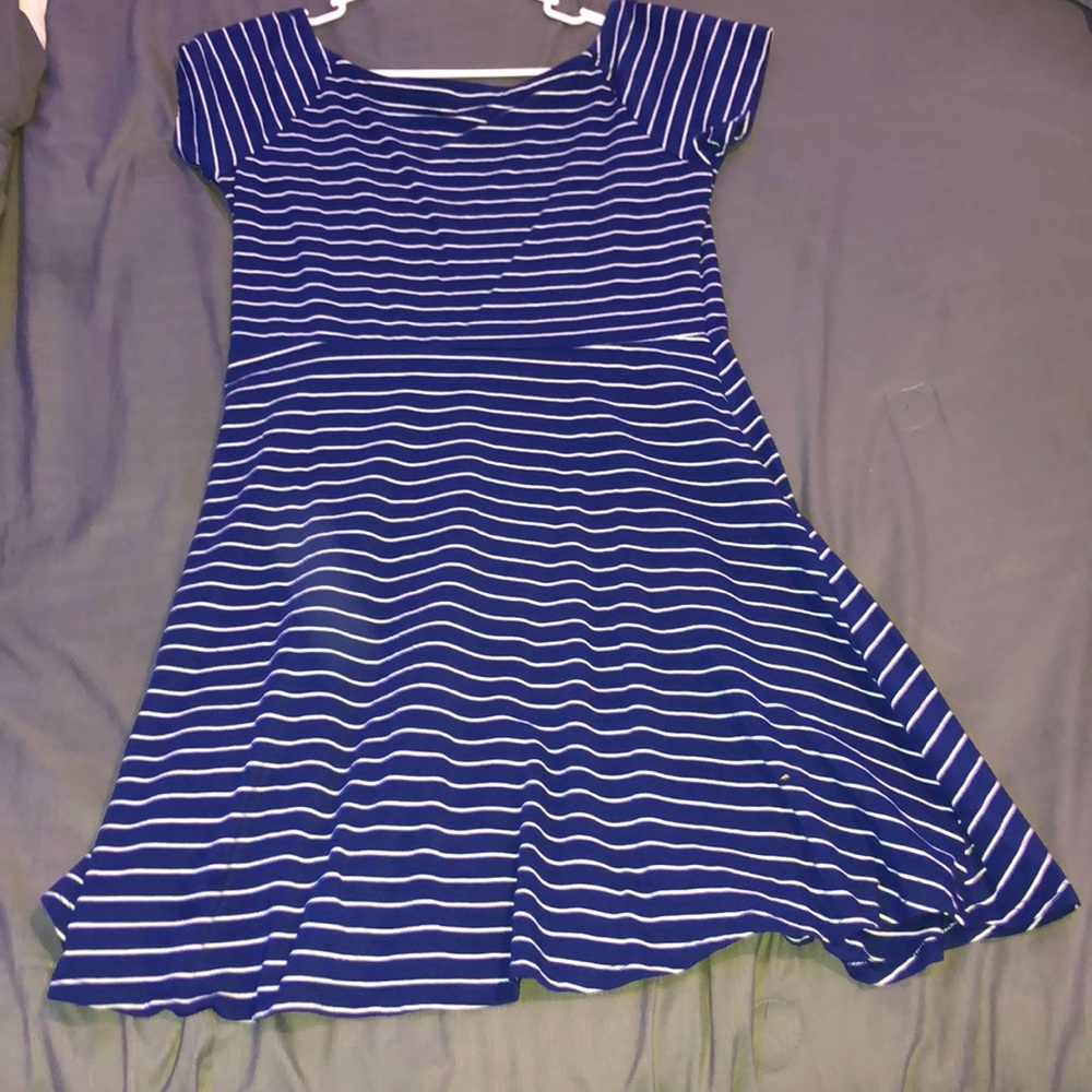 white & navy short sleeve striped dress